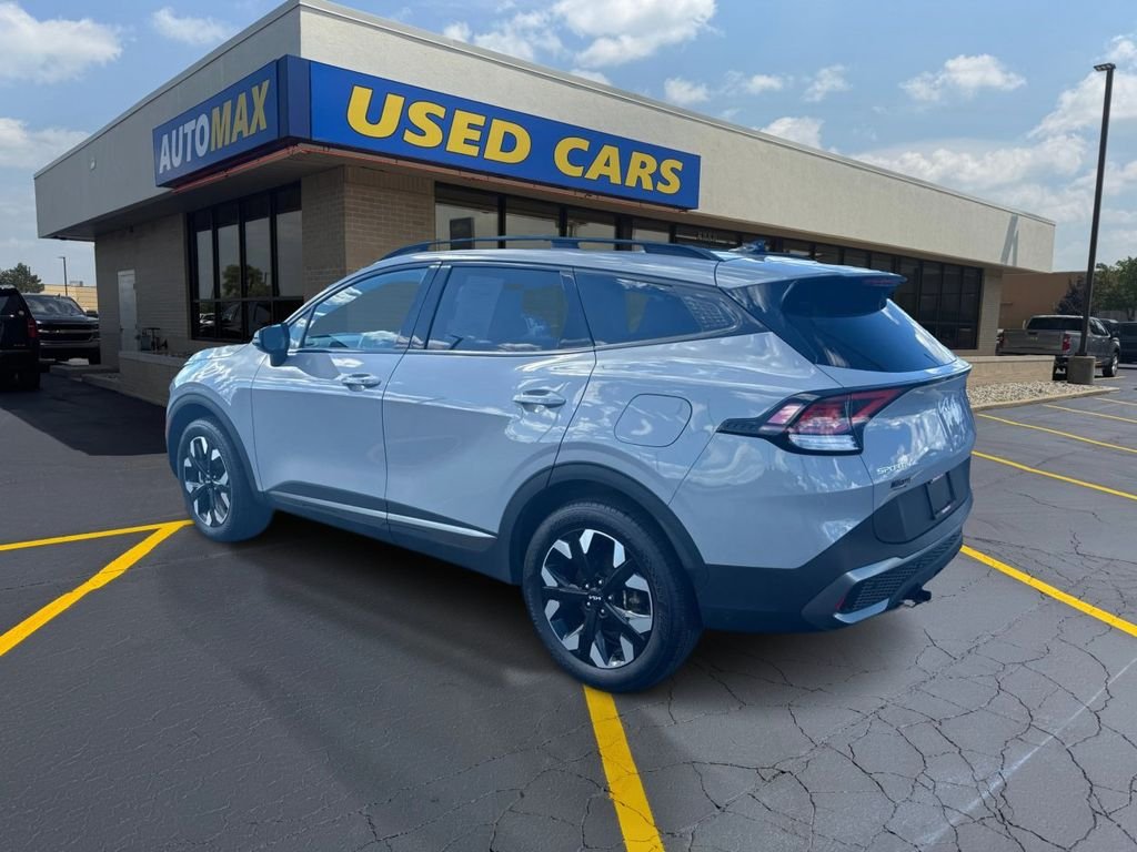 Used 2024 Wolf Gray Kia X-Line image 7