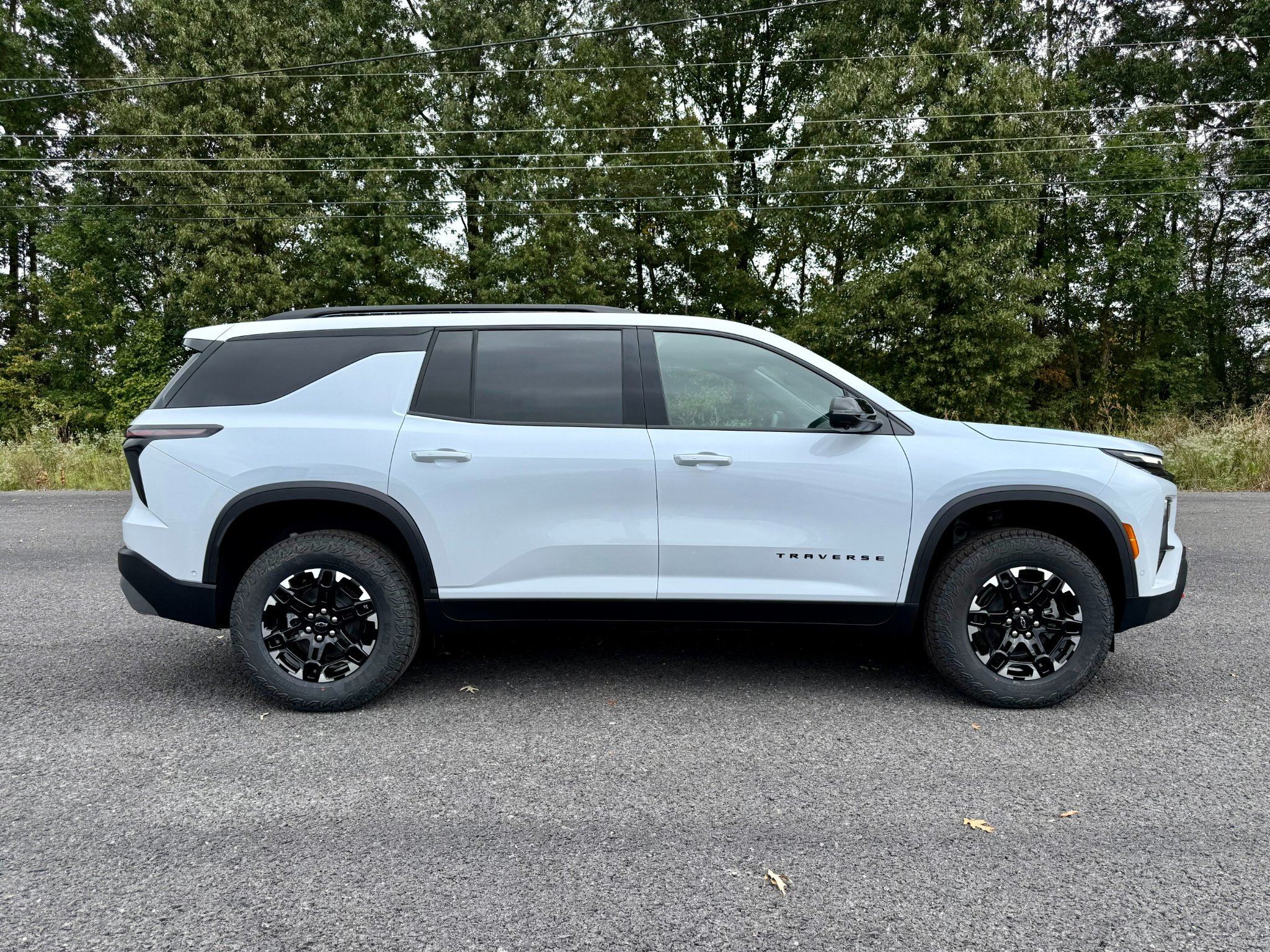 2027 Chevrolet Traverse Z71 - Photo 10