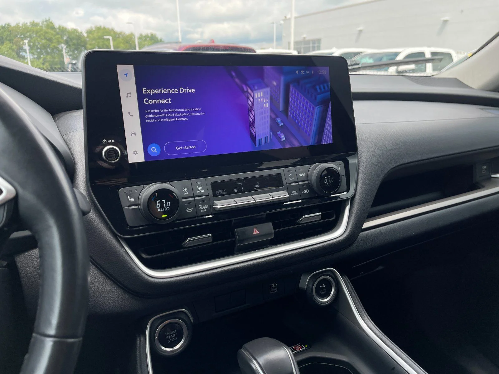 Used 2024  Toyota XLE image 21