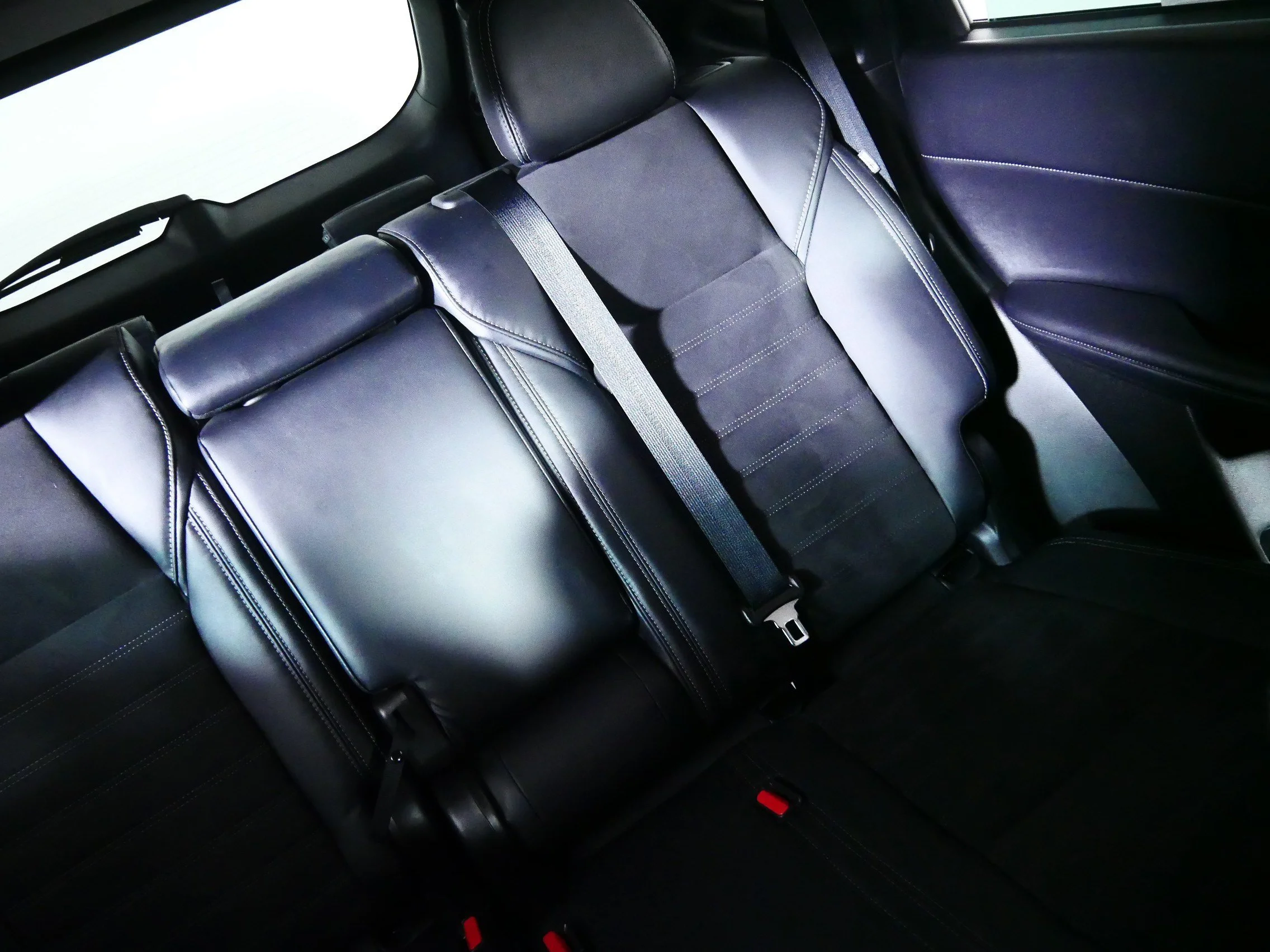 Used 2023 Red Diamond Mitsubishi SE image 14