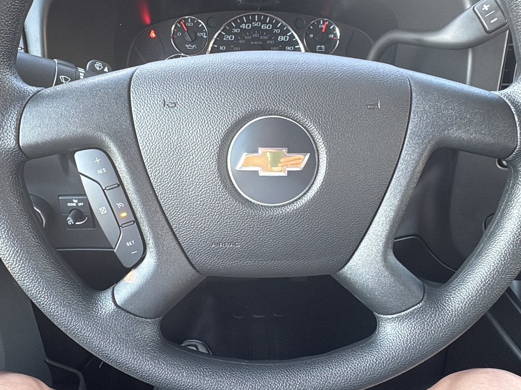 2025 Chevrolet Express Cargo Work Van - Photo 15