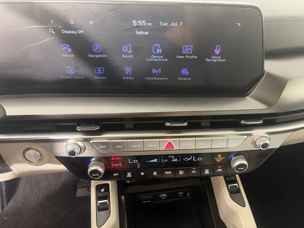 Used 2024 Gray Kia S image 3