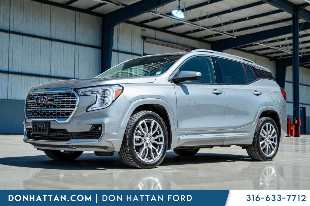 2024 GMC Terrain Denali AWD's photo