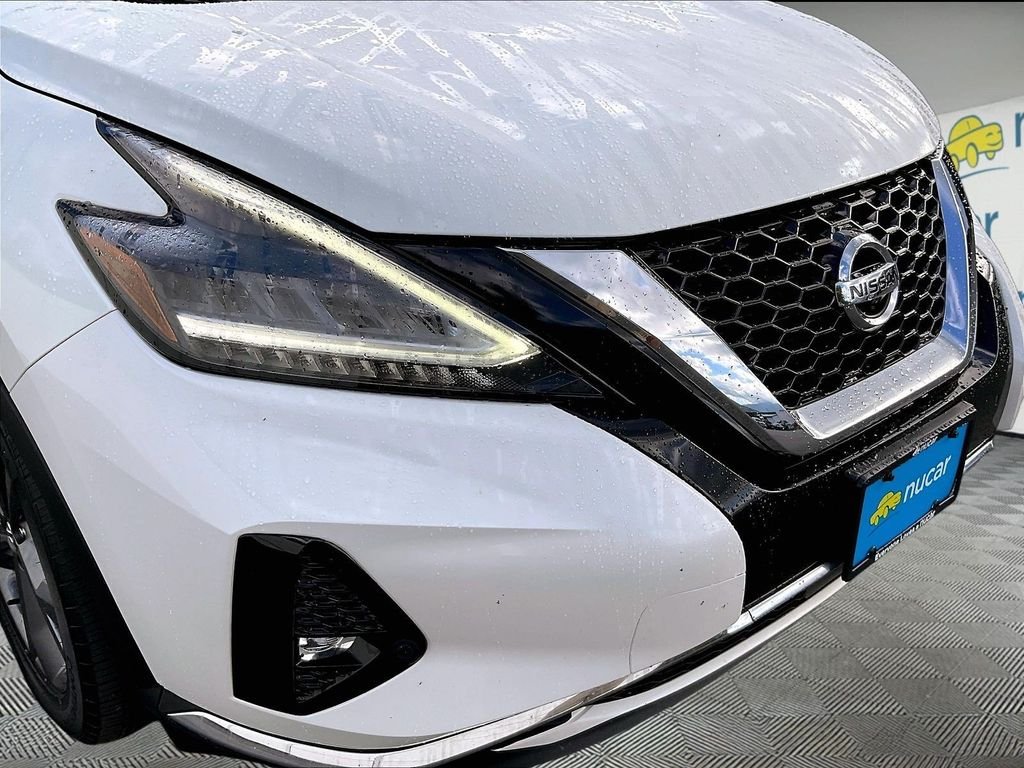 Used 2020 Pearl White Tricoat Nissan Platinum image 29