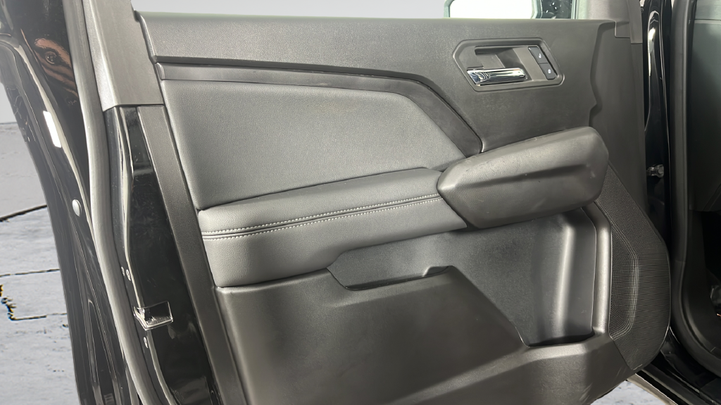 Used 2024 Black GMC Elevation image 16