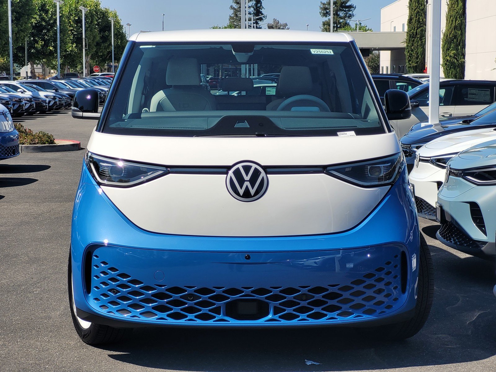 2025 Volkswagen ID. Buzz 1st Edition - Photo 2