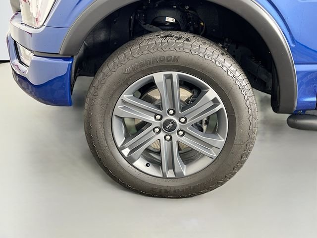Used 2023 Blue Ford XLT image 16