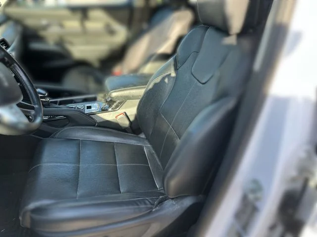 Certified Used 2022 White Kia SX image 13