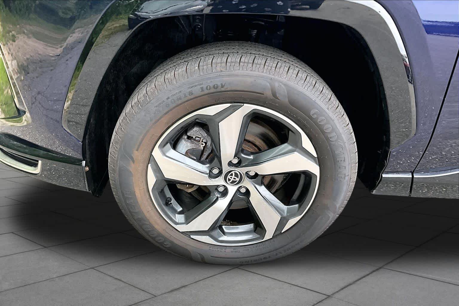 Used 2024 Blueprint Toyota SE image 11