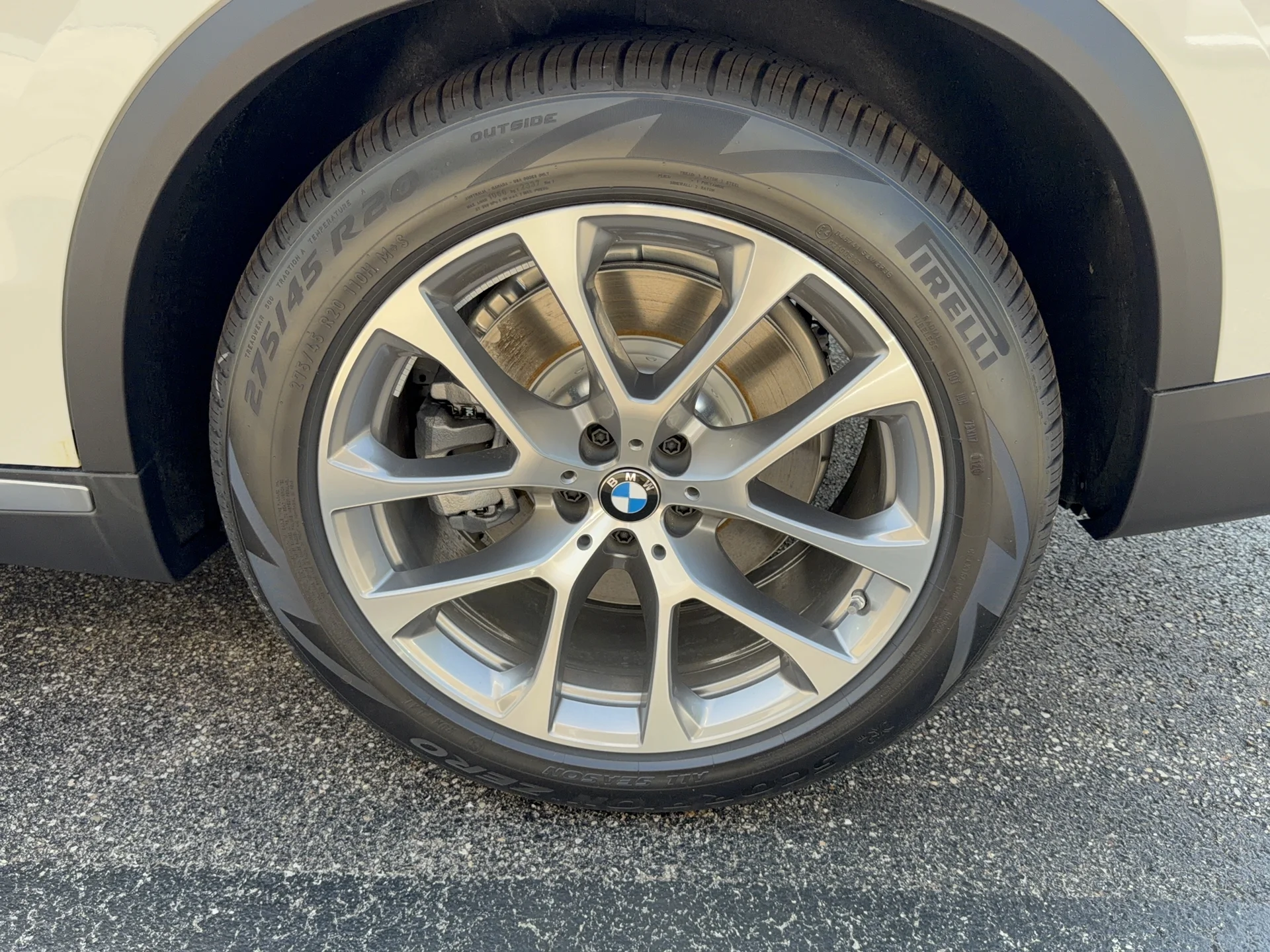 New 2026 Alpine White BMW xDrive50e image 30