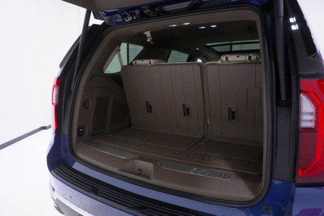 2026 GMC Yukon Denali - Photo 8