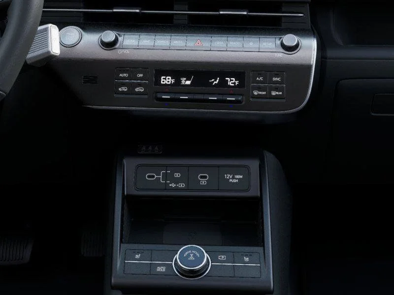 New 2026 White Hyundai SEL Premium image 16