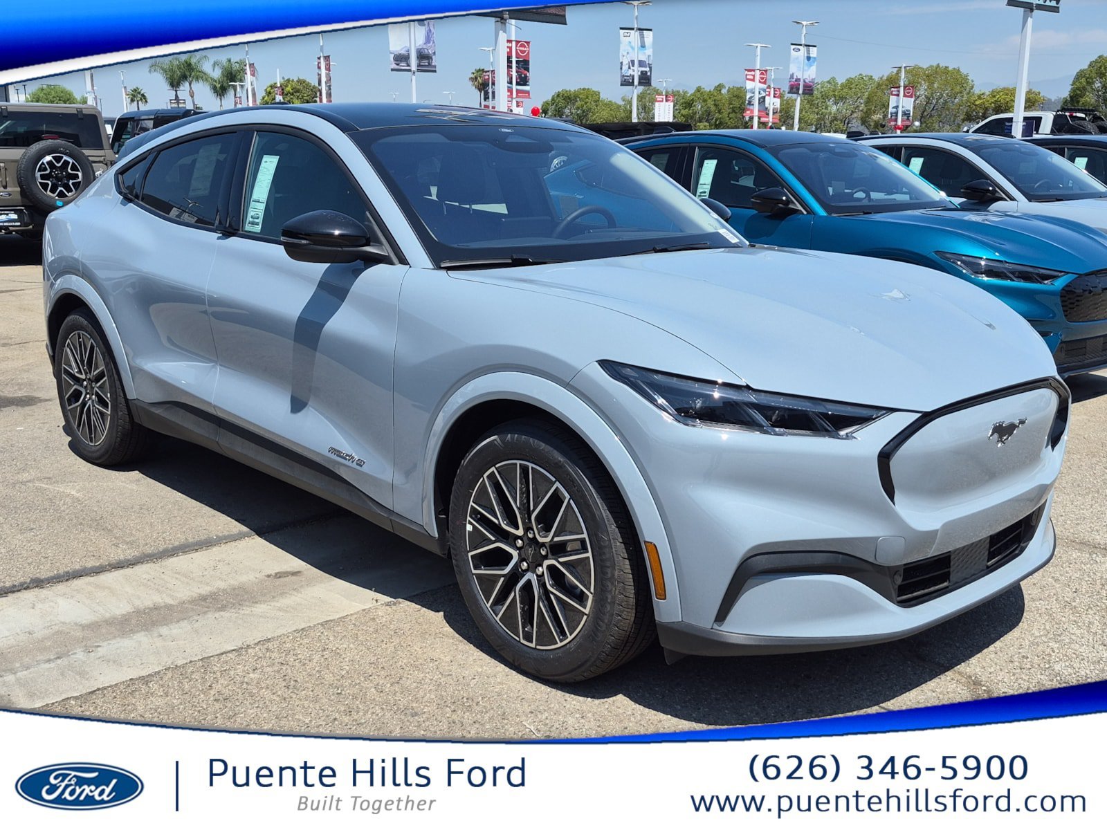 New 2026 Glacier Gray Metallic Tri-coat Ford Premium image 1