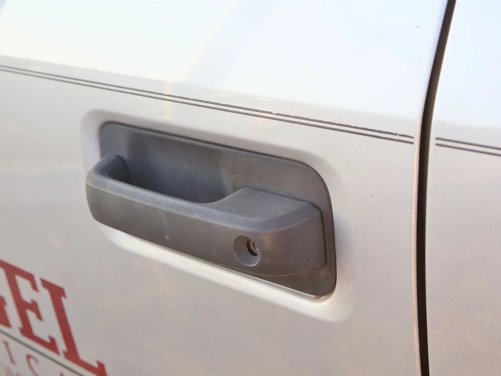 Used 2017 Silver Ford XL image 25