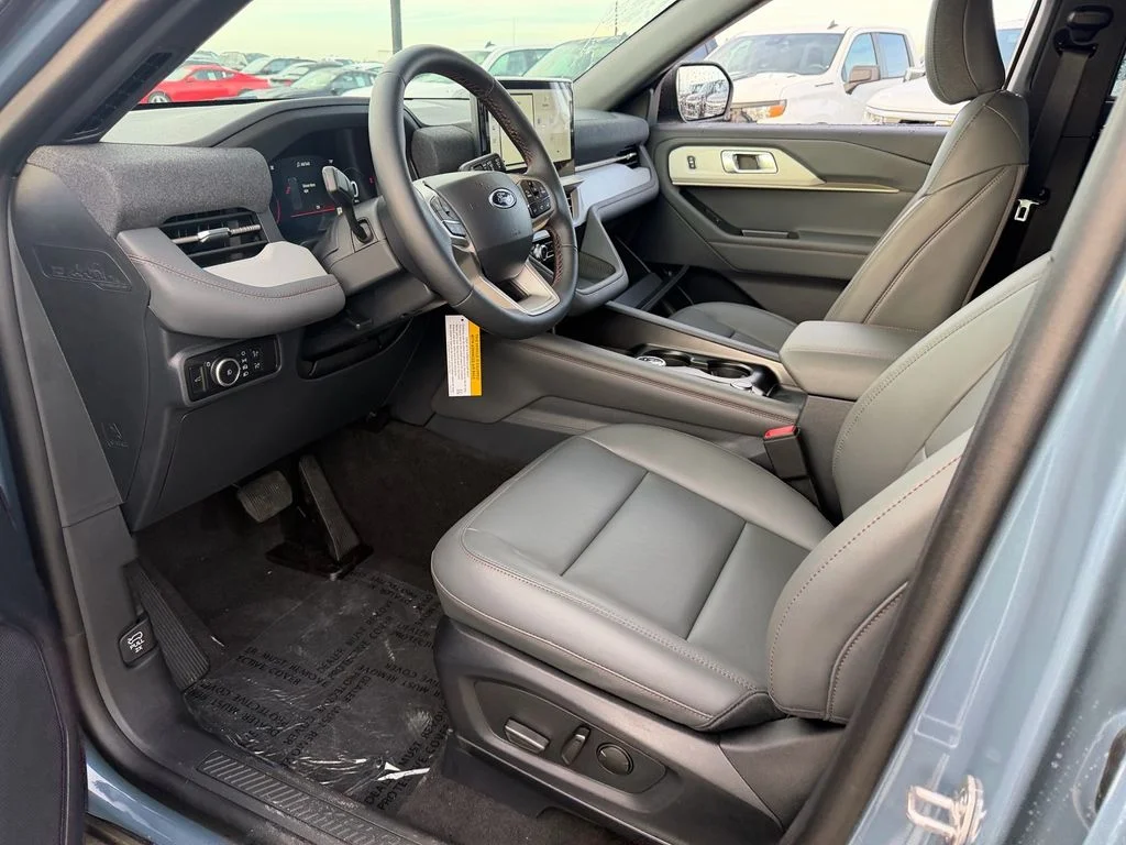 New 2027 Vapor Blue Metallic Ford Active image 11