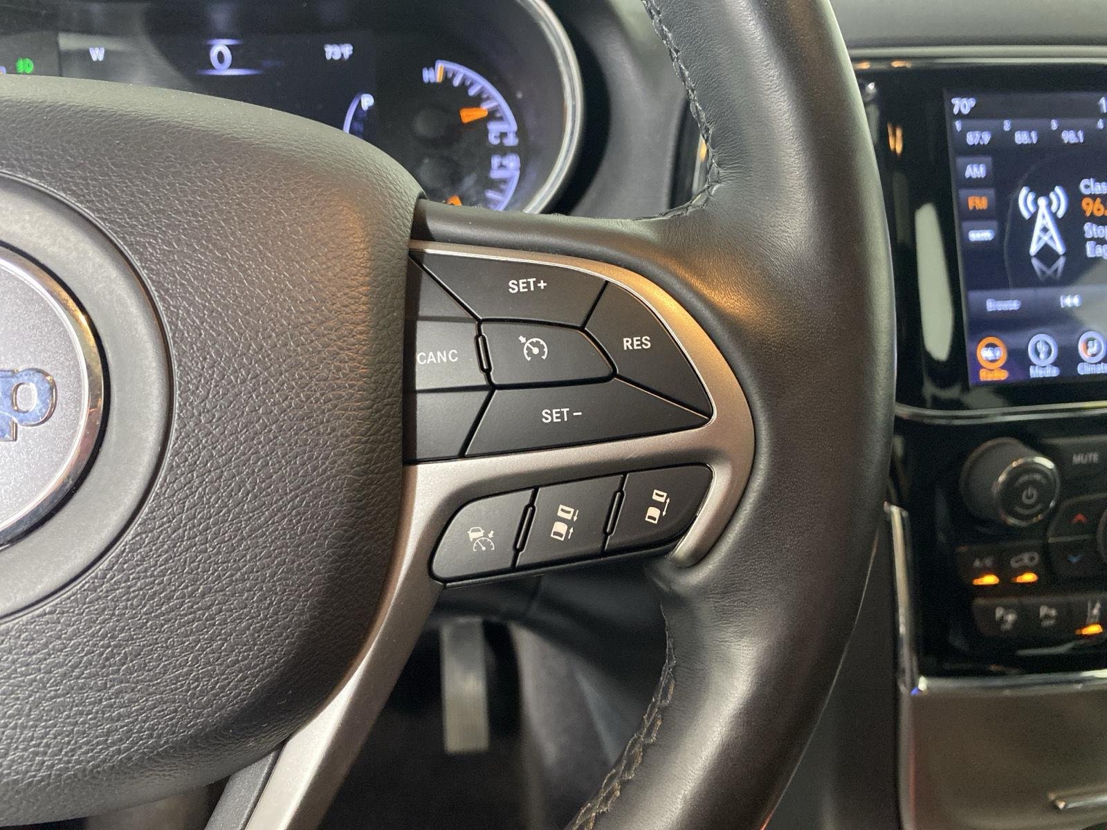 Used 2019 Velvet Red Pearlcoat Jeep Limited image 17