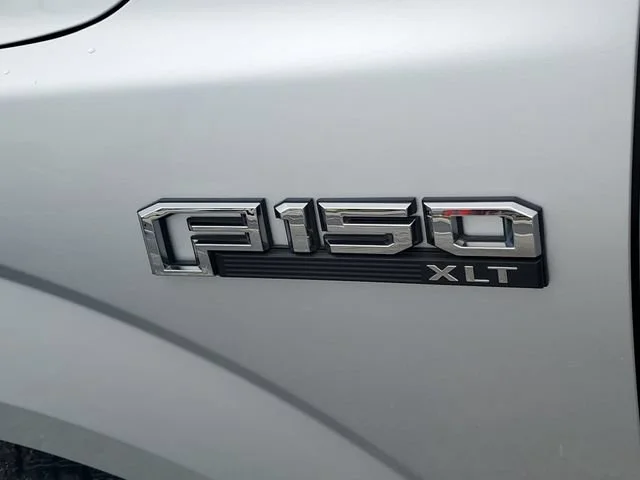 Used 2015 Ingot Silver Me Ford XL image 27