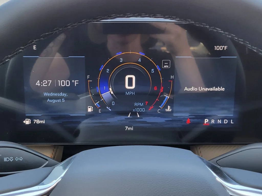 New 2027 Polar White Tricoat Chevrolet ACTIV image 33