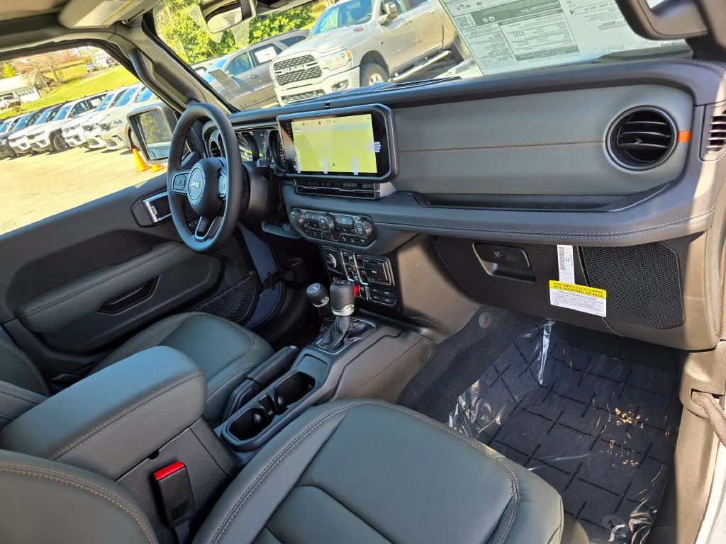 New 2026 Gray Jeep Mojave X image 26