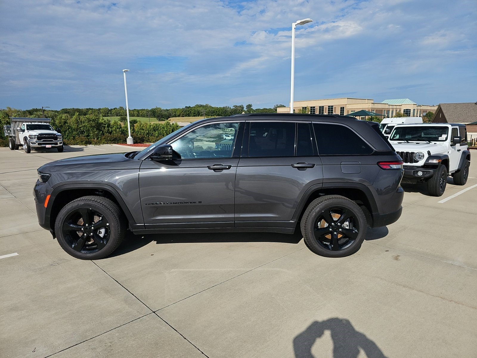 New 2026 Baltic Gray Metallic Clearcoat Jeep Limited image 2