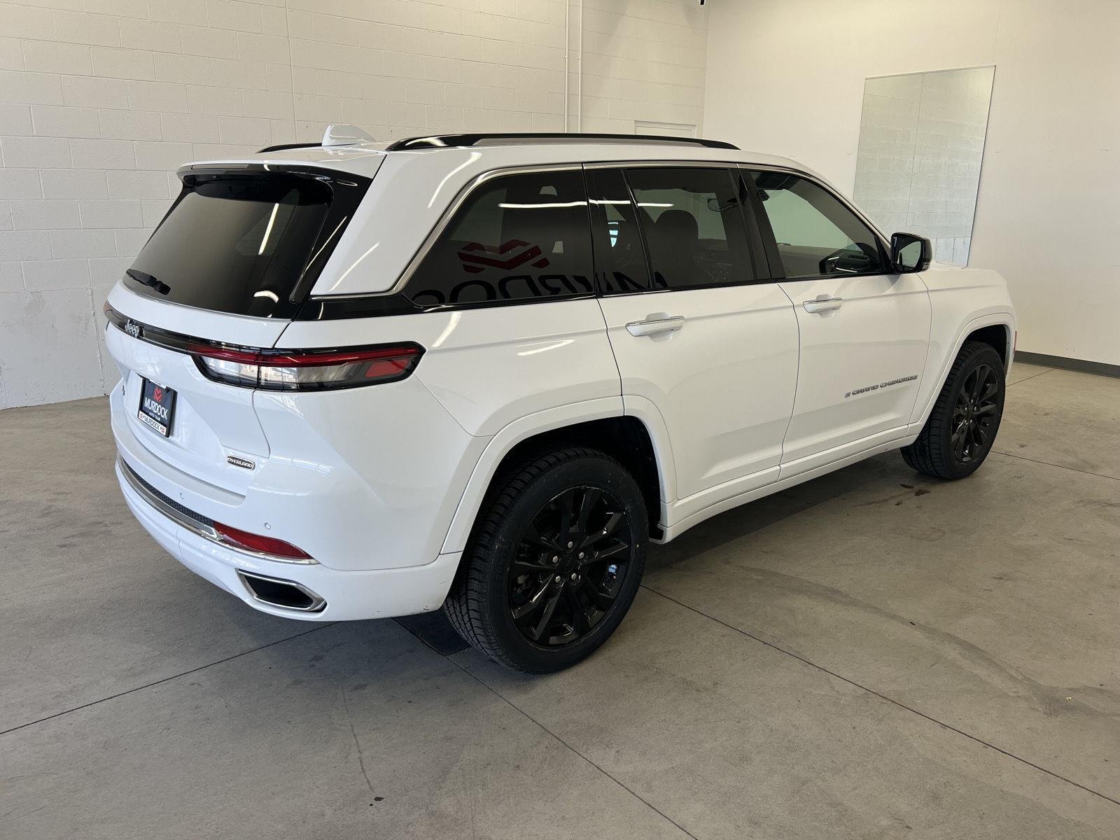 2022 Jeep Grand Cherokee Overland - Photo 13