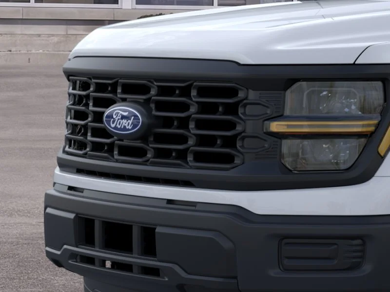 New 2026 Oxford White Ford XL image 17