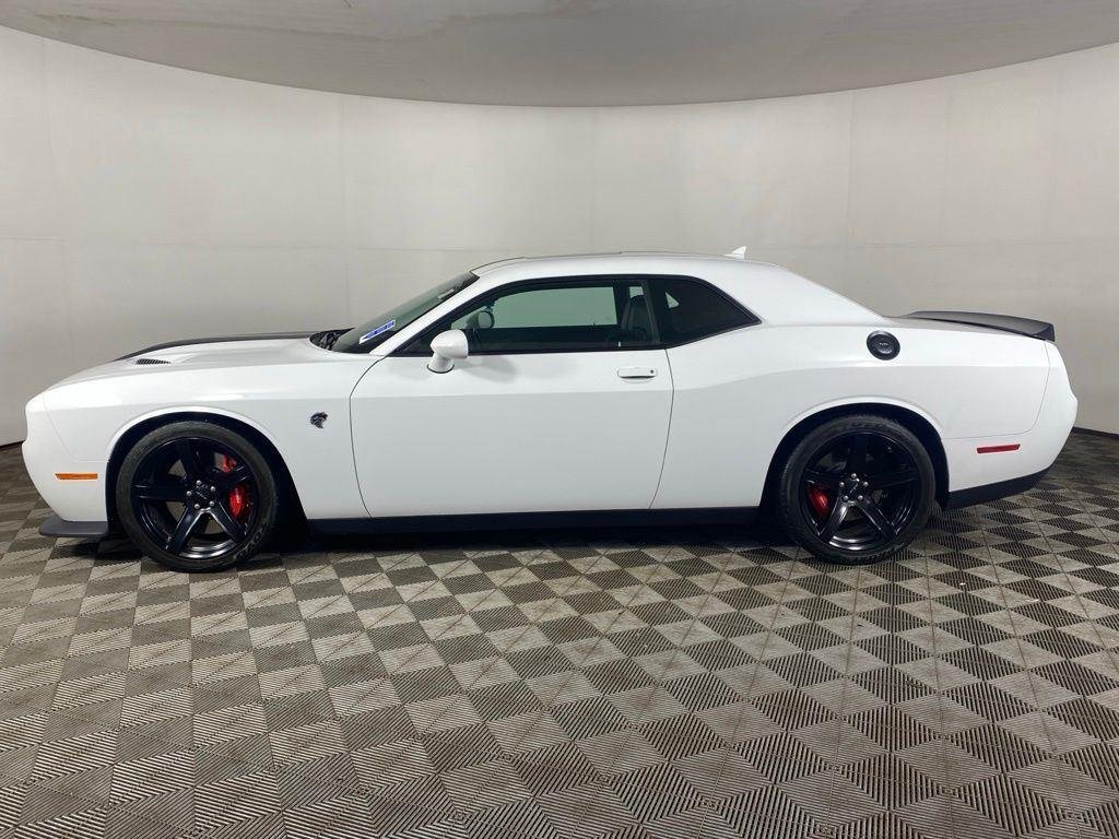 Used 2017 White Knuckle Clearcoat Dodge SRT Hellcat image 20
