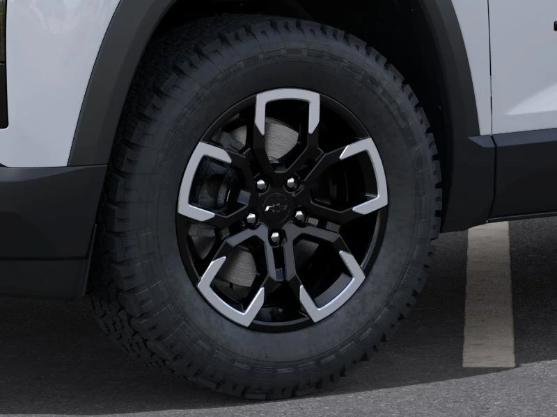 New 2027 Polar White Tricoat Chevrolet FWD ACTIV image 9