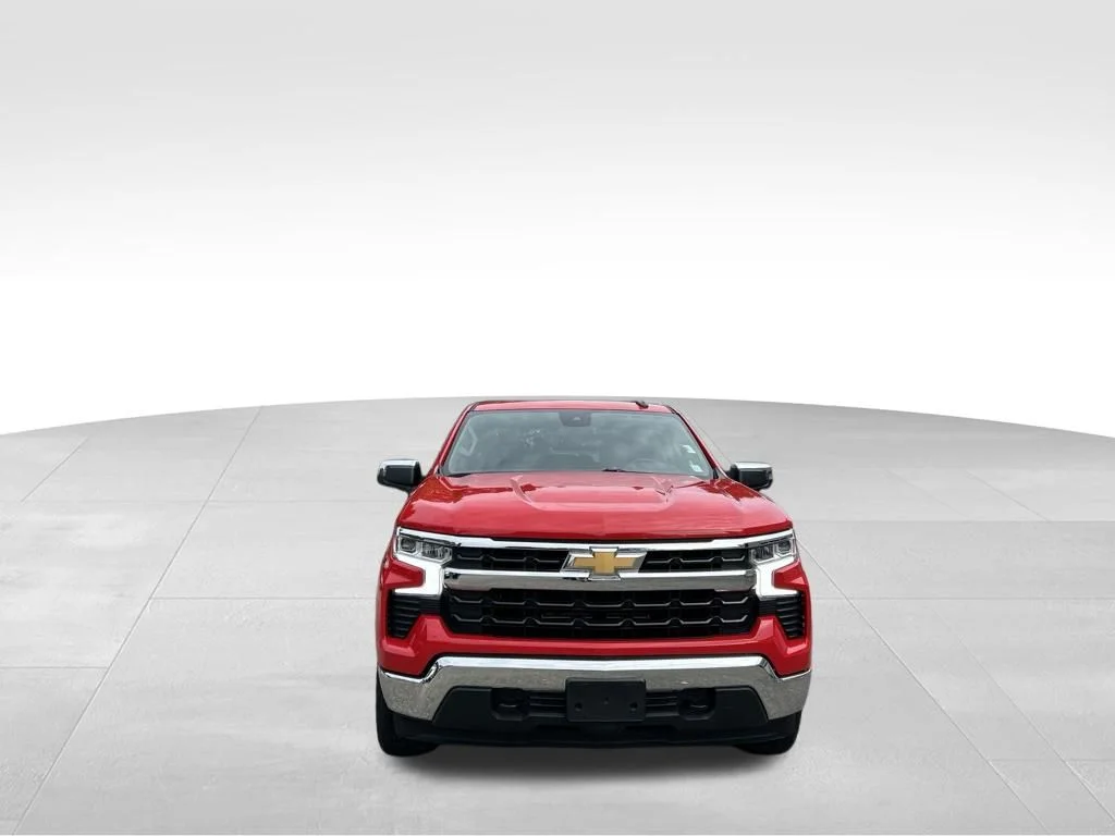Used 2024 Red Chevrolet LT image 9
