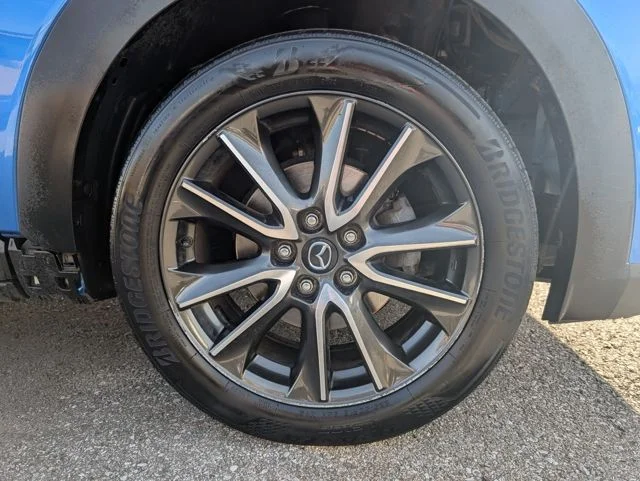 Used 2016 Blue Mazda Grand Touring image 25