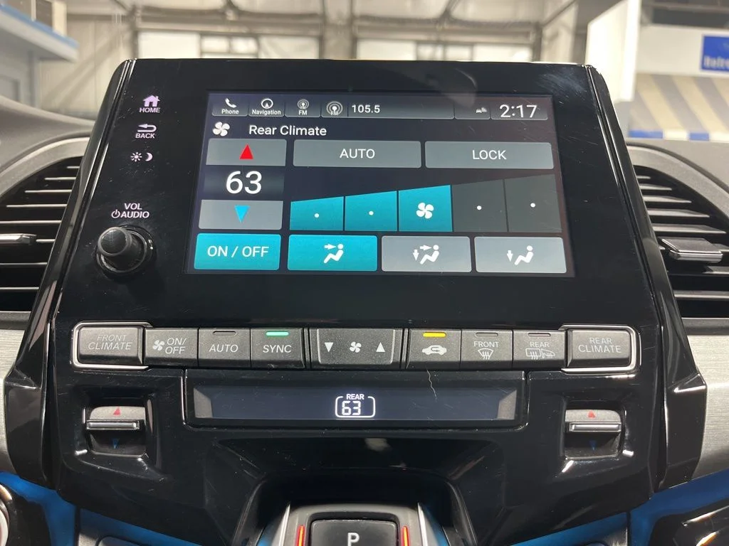 Used 2022 Modern Steel Metallic Honda Touring image 24