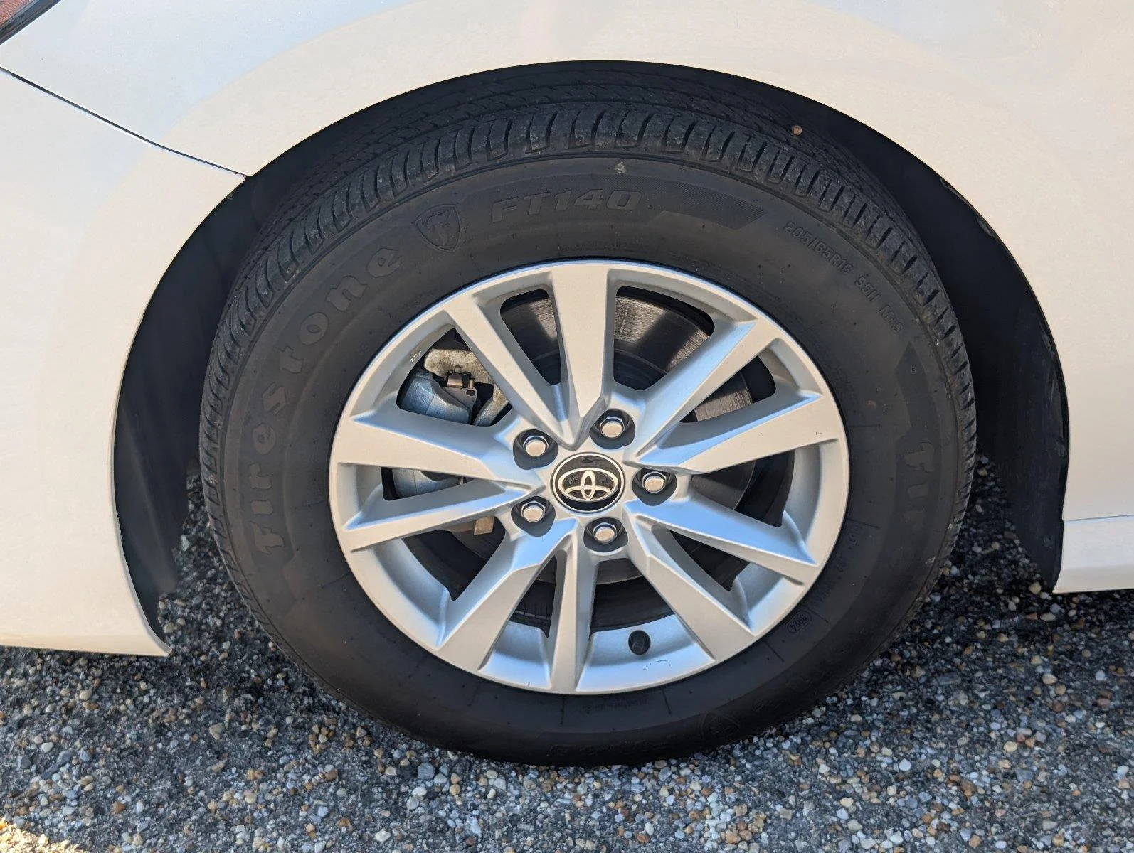 Used 2025 Ice Cap Toyota LE image 11