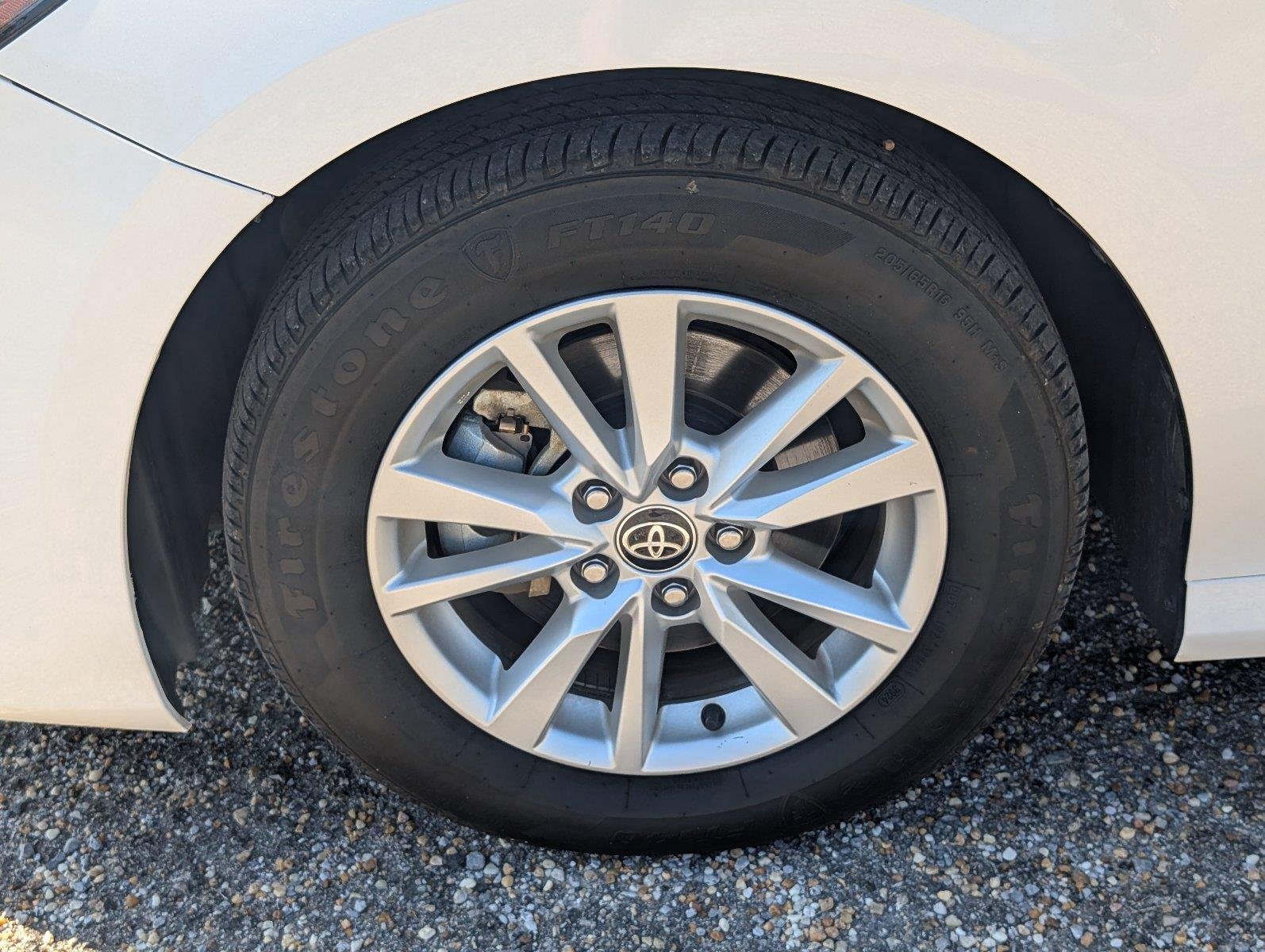 Used 2025 Ice Cap Toyota LE image 11