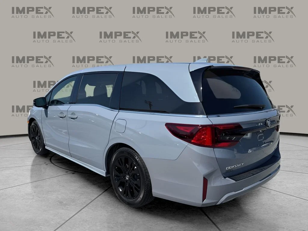 Used 2025 Gray Honda Sport-L image 3