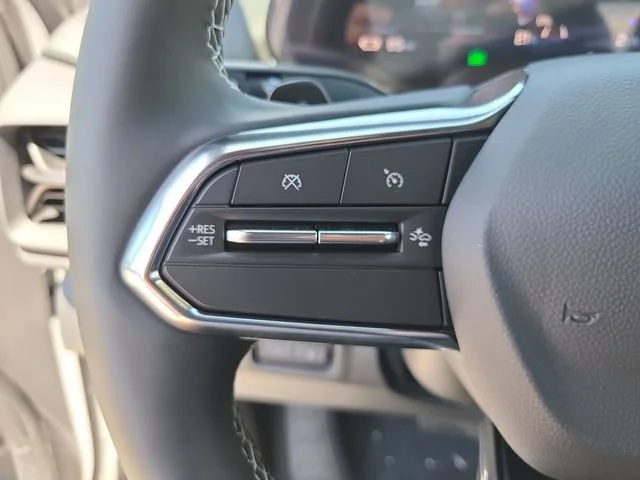 New 2026 Summit White Chevrolet LT - Extended Range image 25