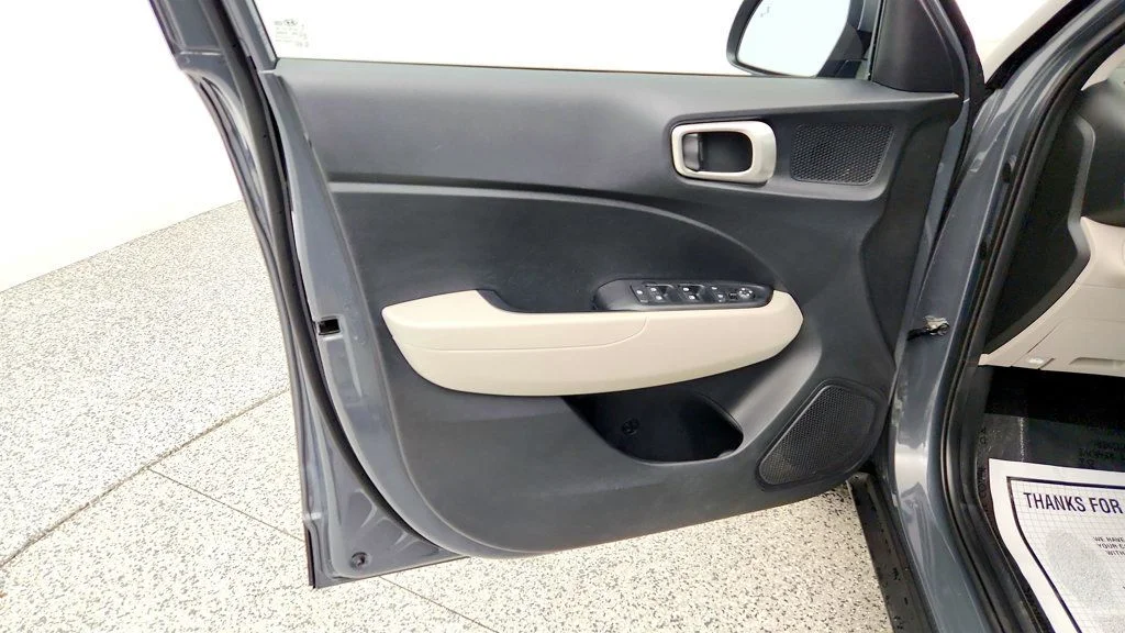 Used 2025 Ecotronic Gray Hyundai SEL IVT image 11