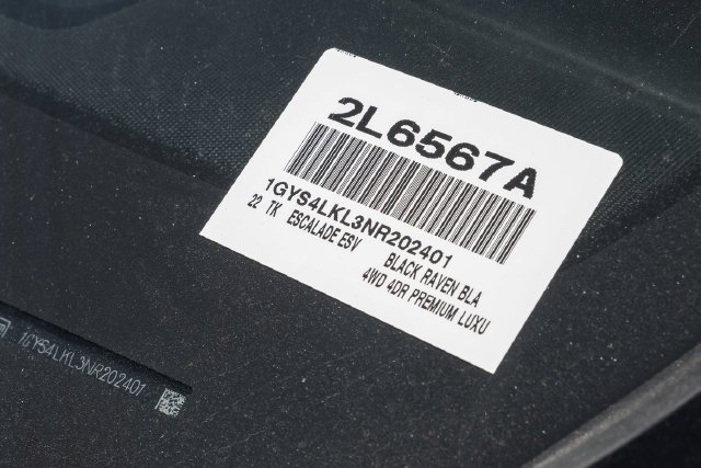 Used 2022 Black Cadillac Premium image 82