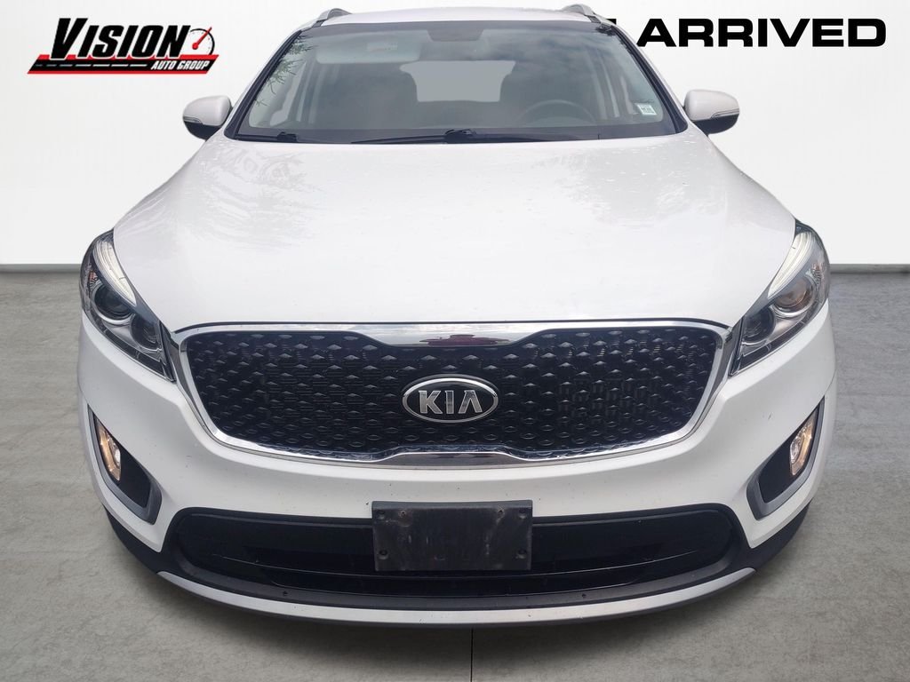 Used 2016 White Kia EX image 8