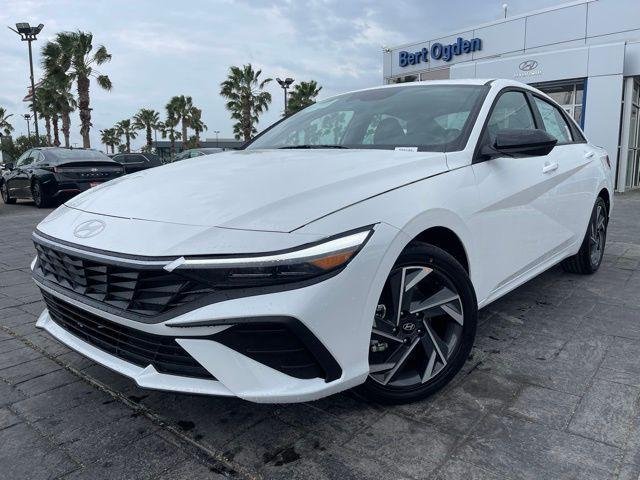 2025 Hyundai Elantra Blue - Photo 3