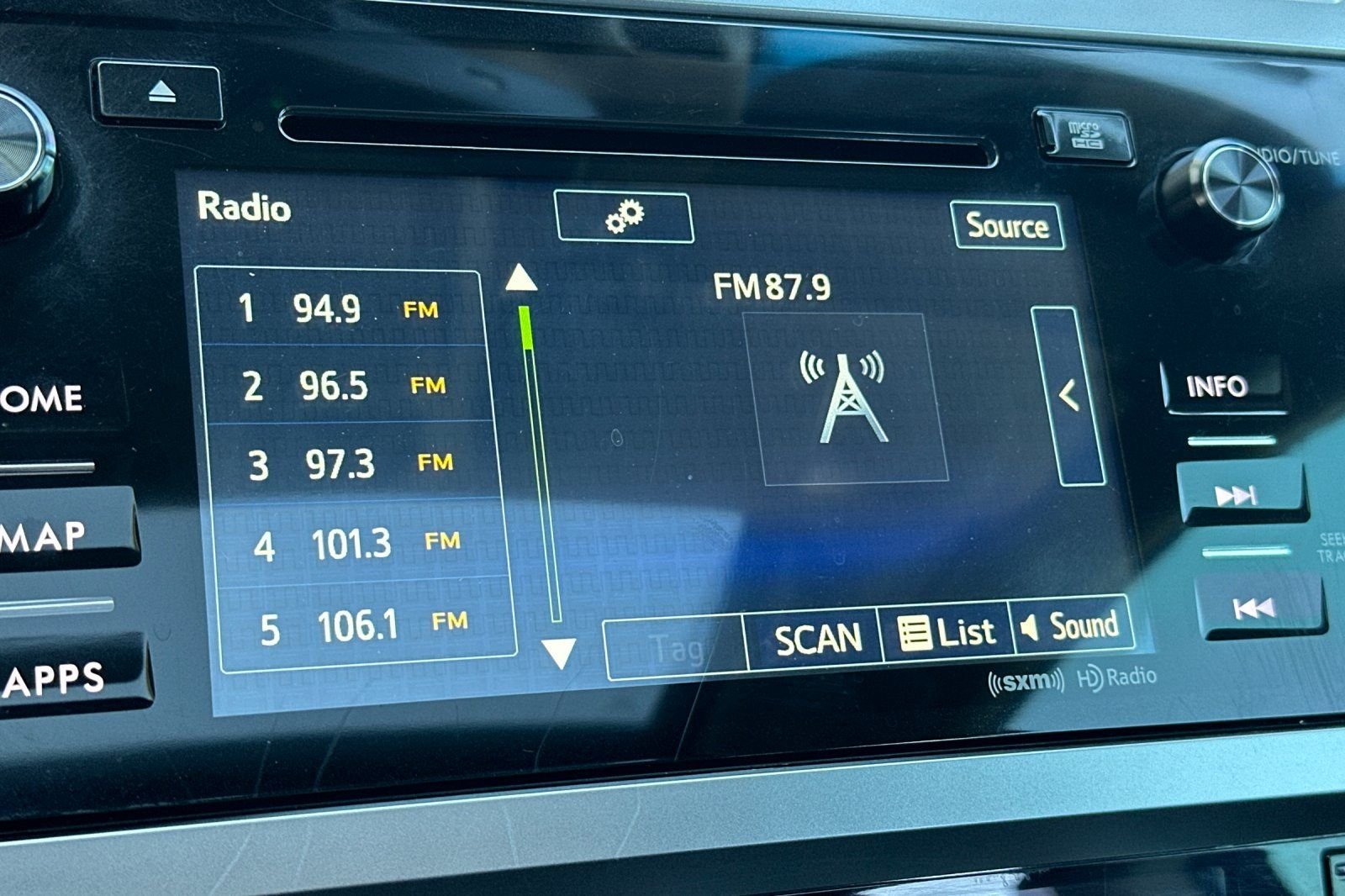 Used 2017 Red Subaru 2.5i image 18