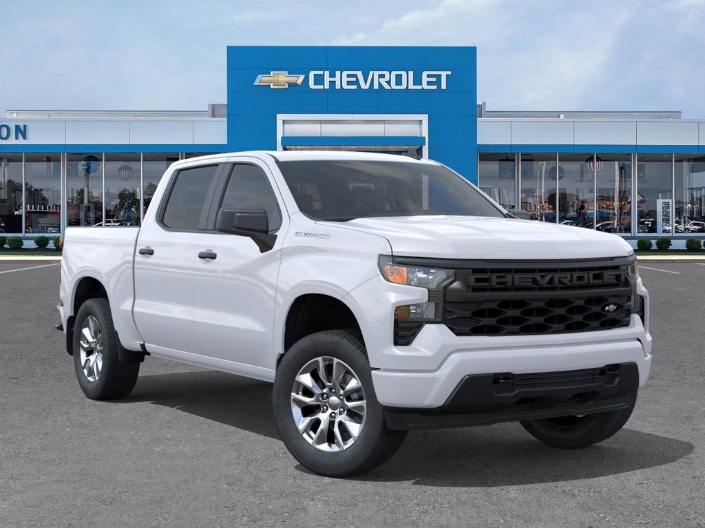 New 2026 Summit White Chevrolet Custom image 7