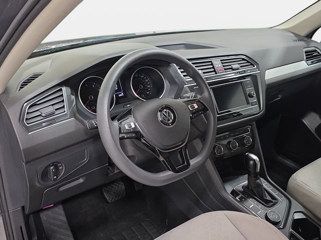Used 2019 Platinum Gray Metallic Volkswagen 2.0T S image 16
