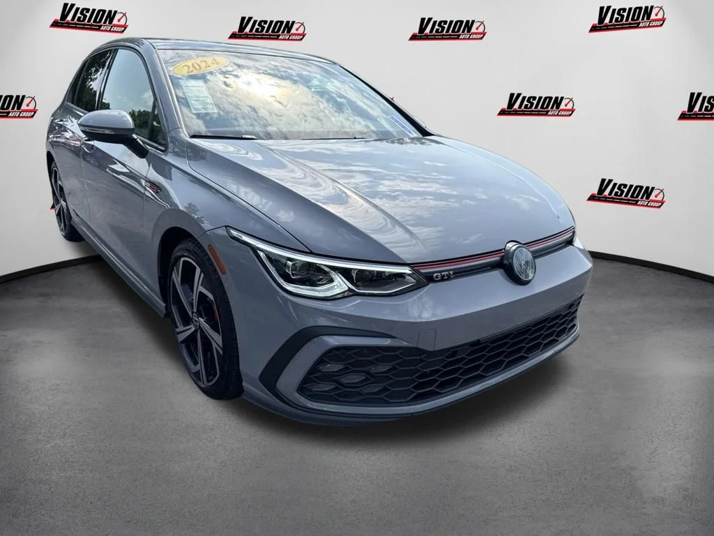 Used 2024 Gray Volkswagen 2.0T SE image 3