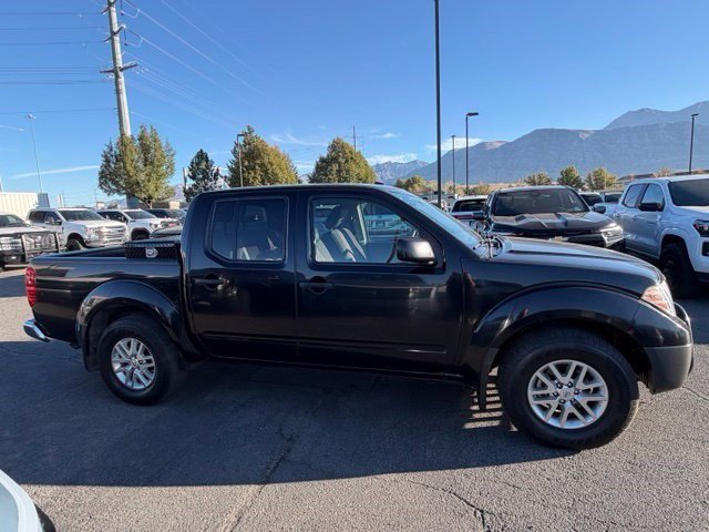 Used 2017 Magnetic Black Nissan SV V6 image 4