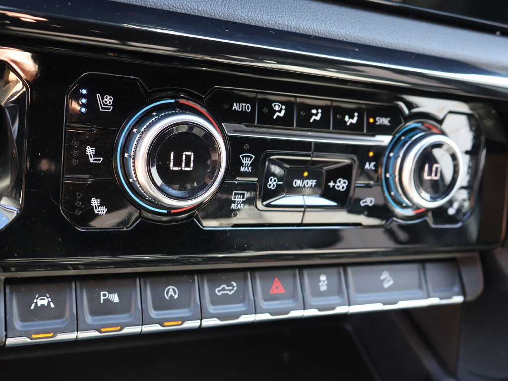 2025 GMC Sierra 1500 AT4 - Photo 21