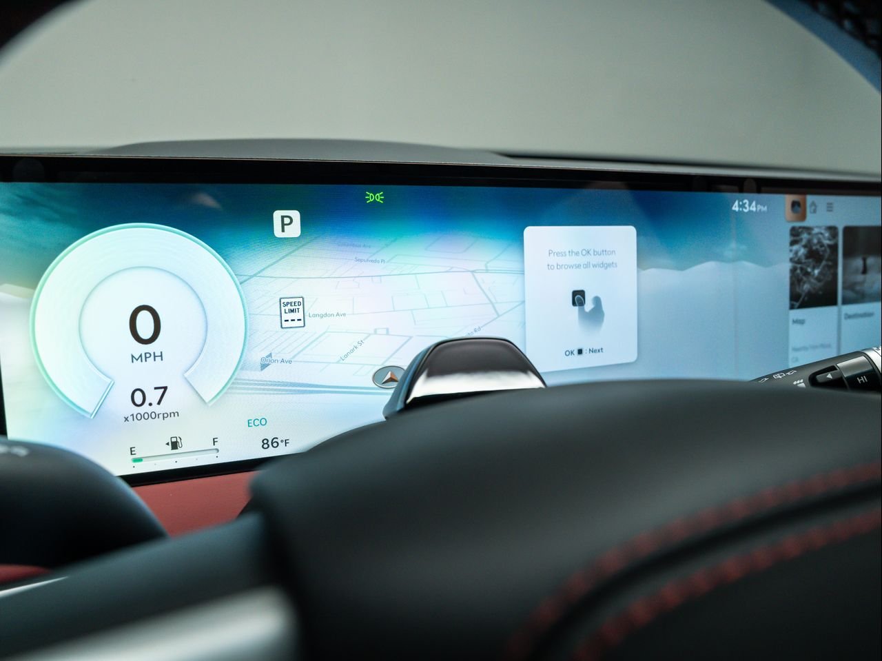 2026 GENESIS GV70 Sport Advanced - Photo 23