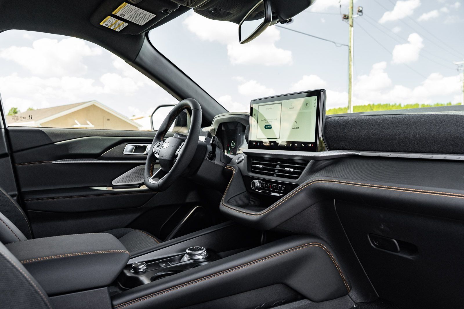 New 2027 Star White Metallic Tri-Coat Ford Tremor® image 8