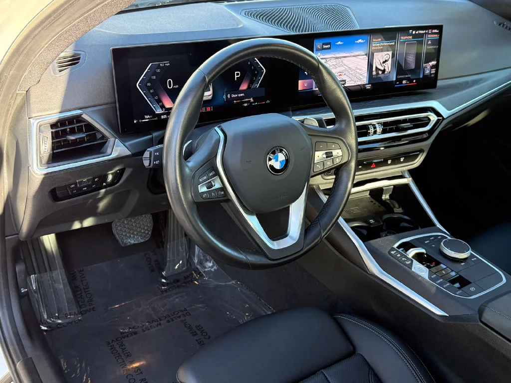 Used 2024  BMW NA image 22