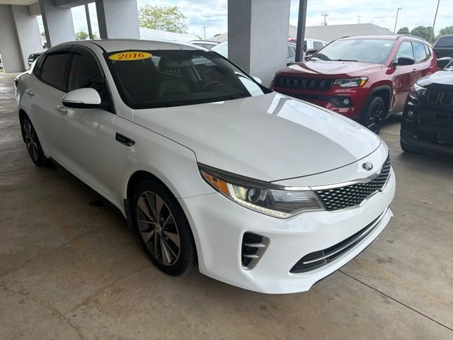 Used 2016 White Kia SX image 9