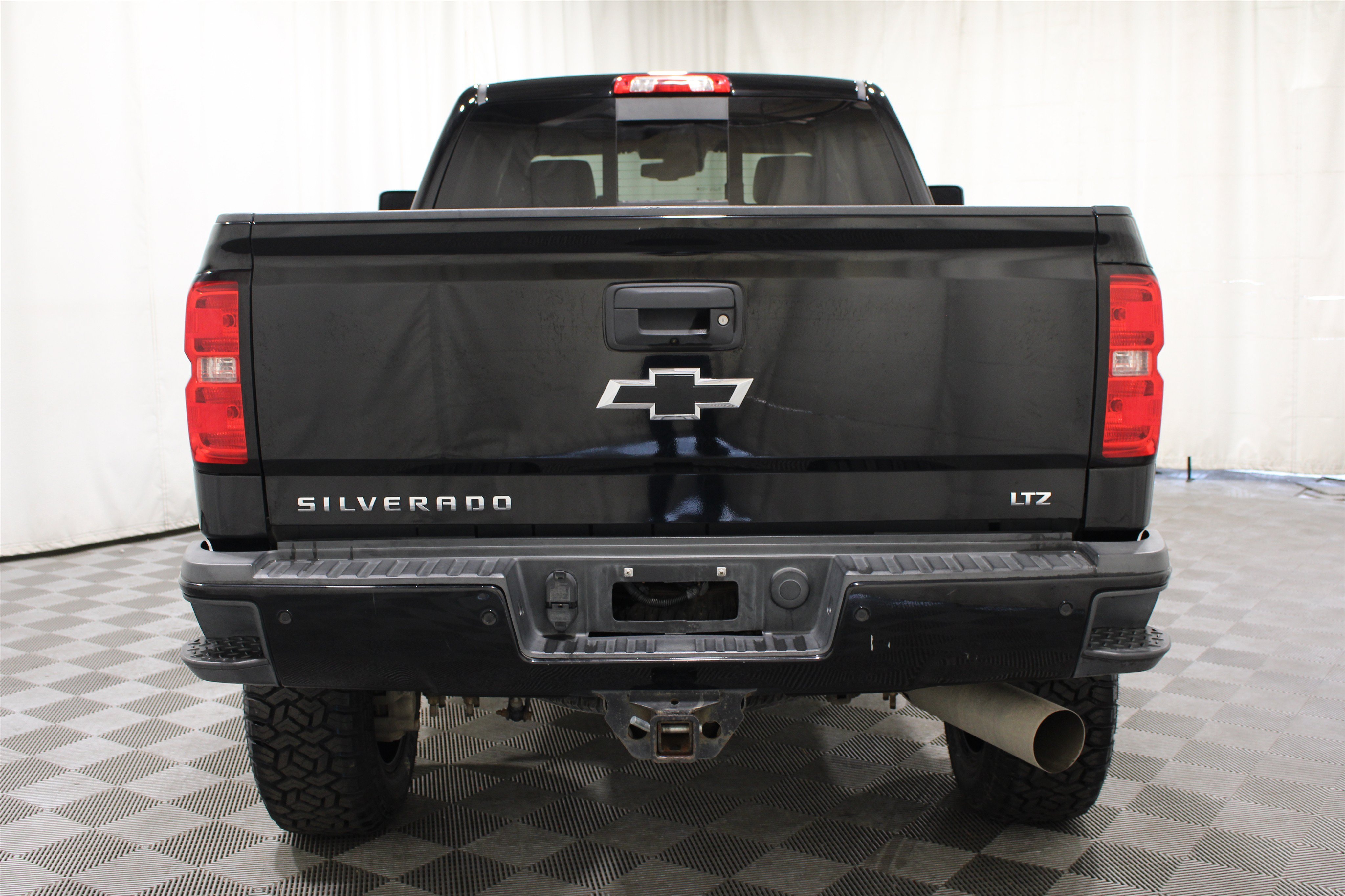 Used 2017 Black Chevrolet LTZ image 30